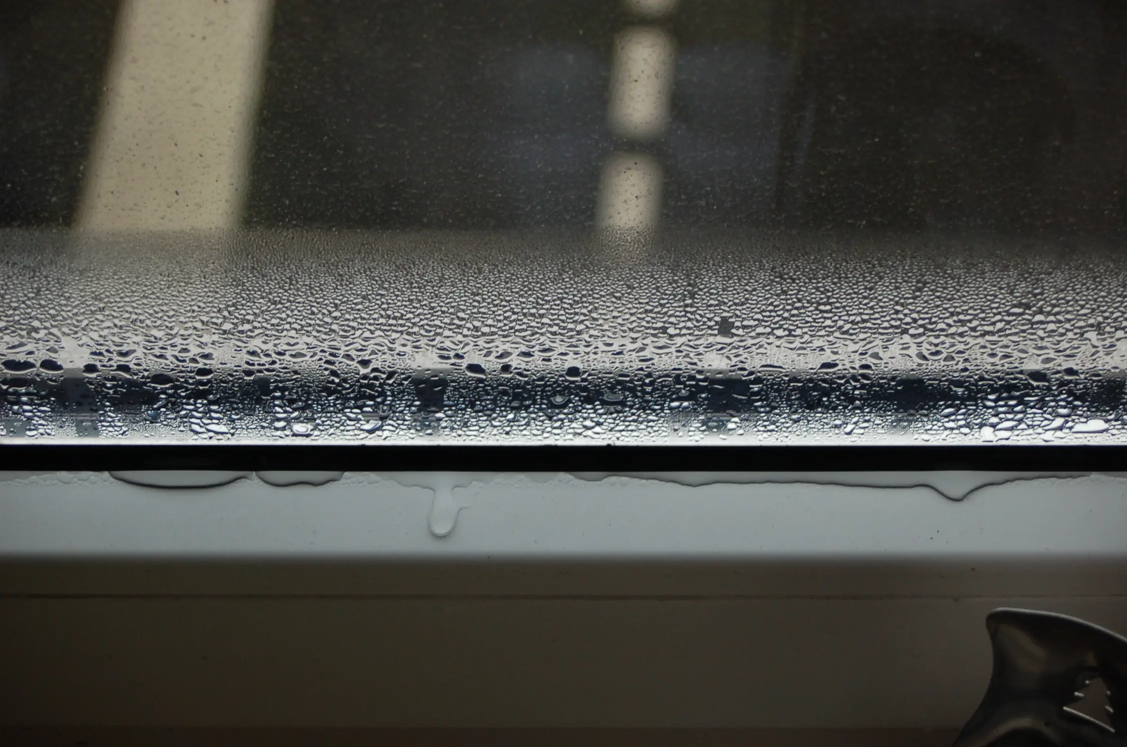 Nässe am Fenster
